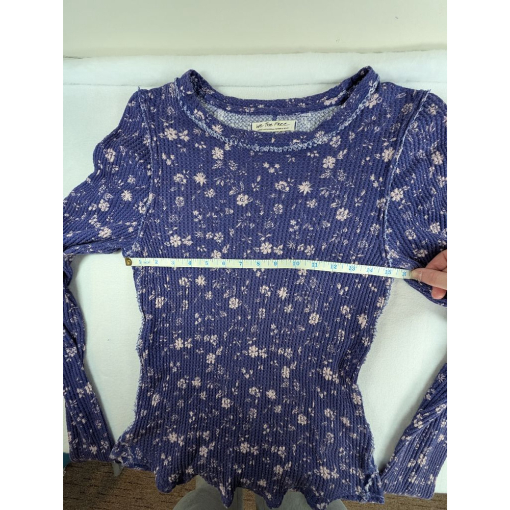 Women's Free People Blue Floral Long Sleeve Tee L - Picture 8 of 9